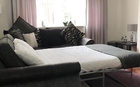 Ace Largs Ground Floor Apartment With Garden